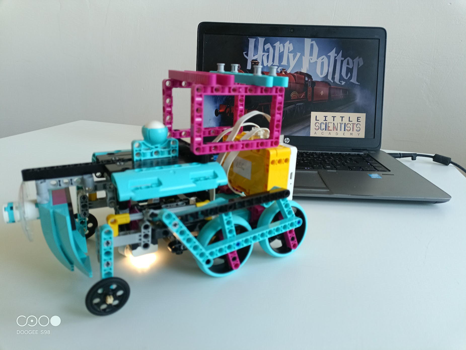 LEGO-Hogwarts-Express für das Thema Harry Potter