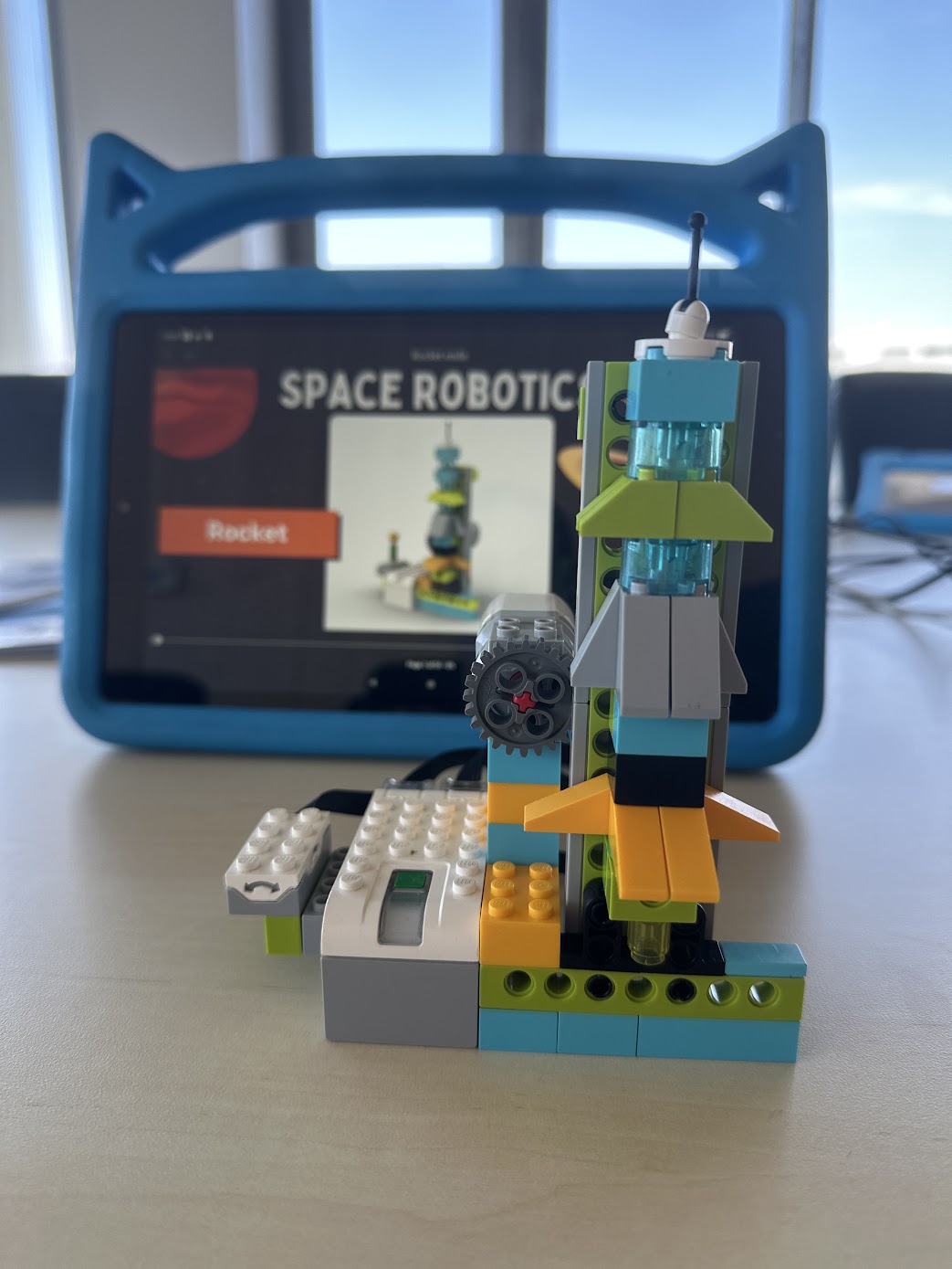 LEGO-Rakete für das Thema Weltall